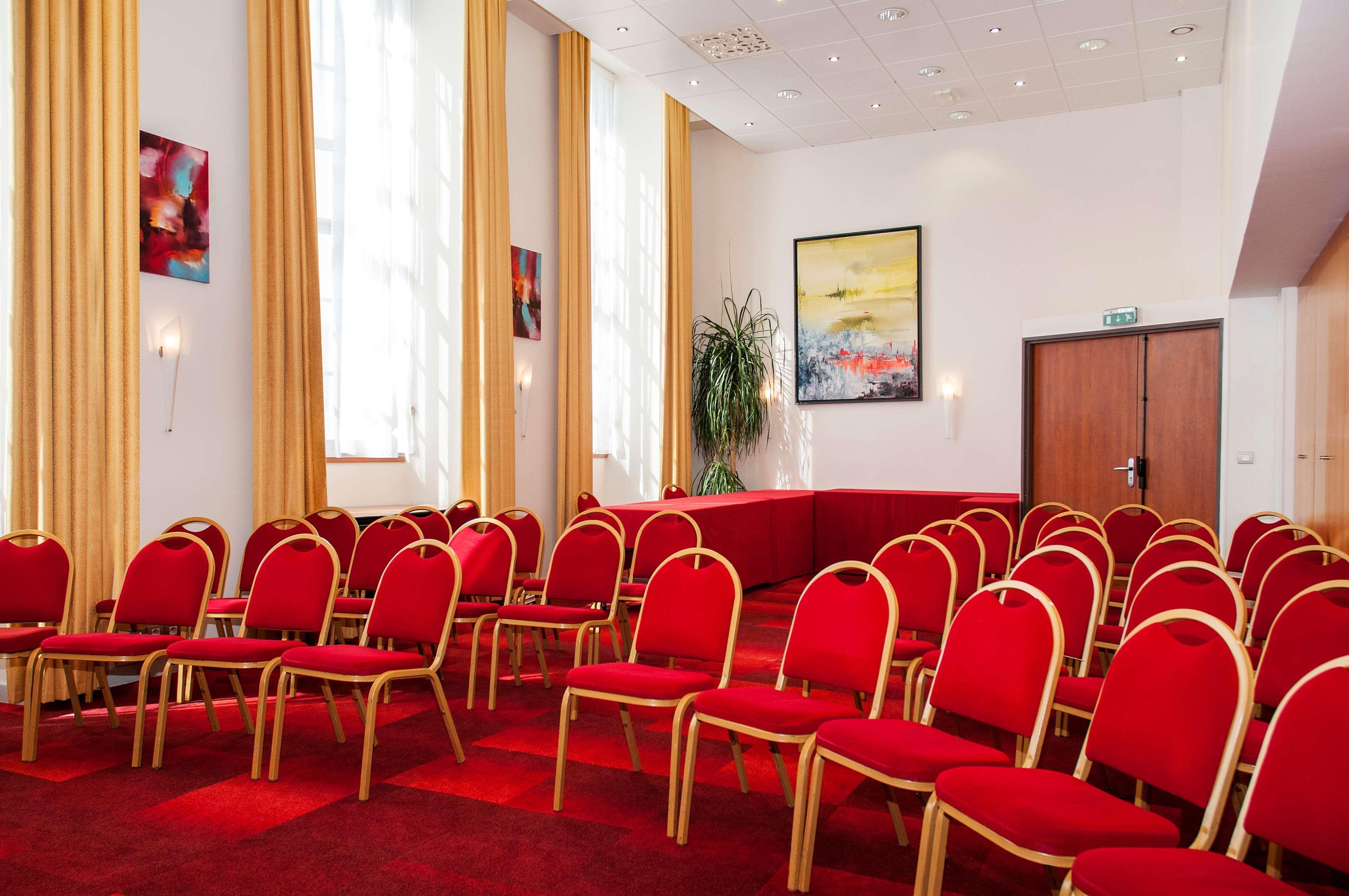 Best Western Plus Hotel Colbert Châteauroux Eksteriør bilde
